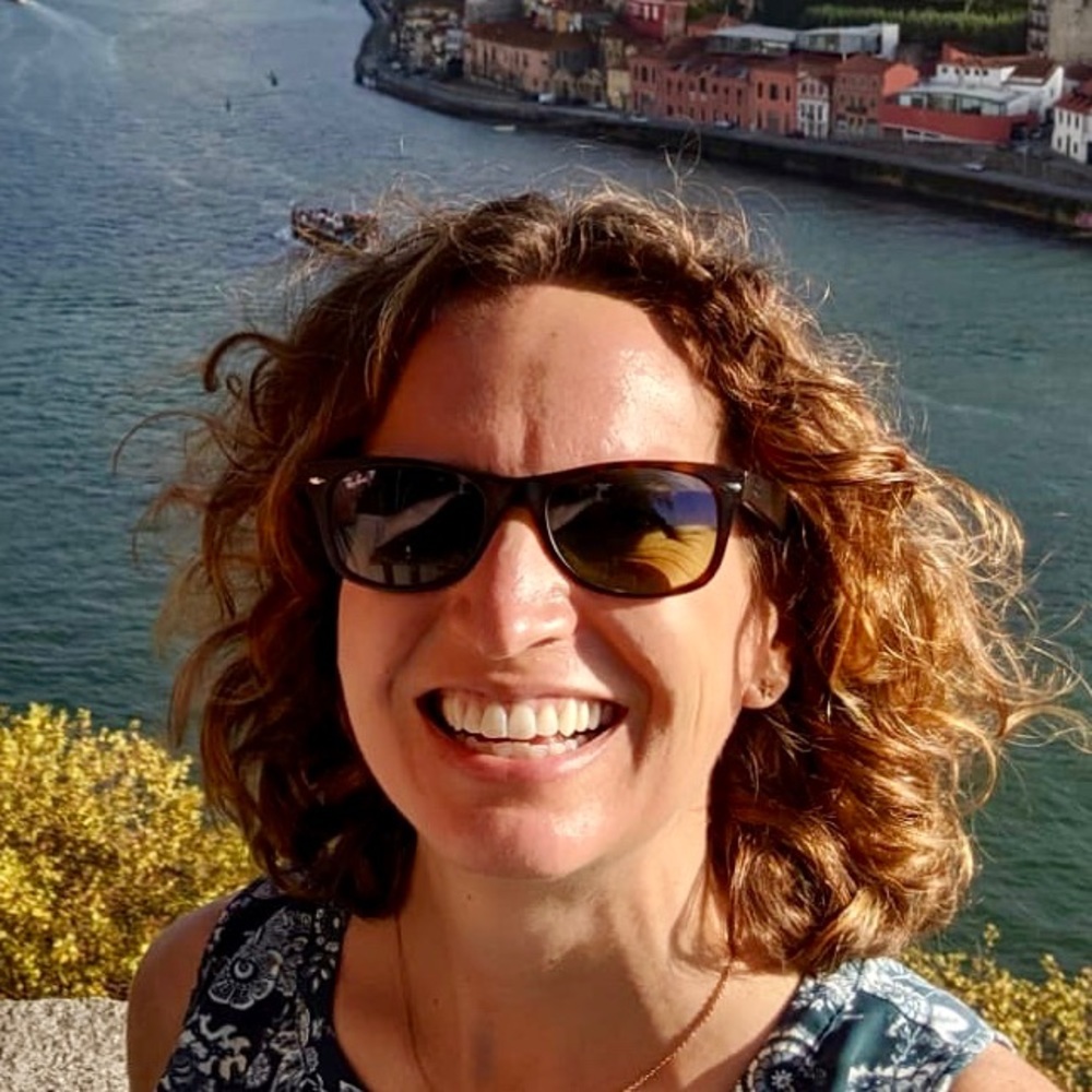 Meet your Posher, Jennifer